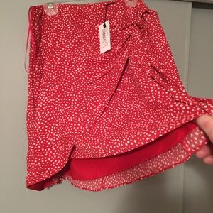 NWT Wrap skirt size small